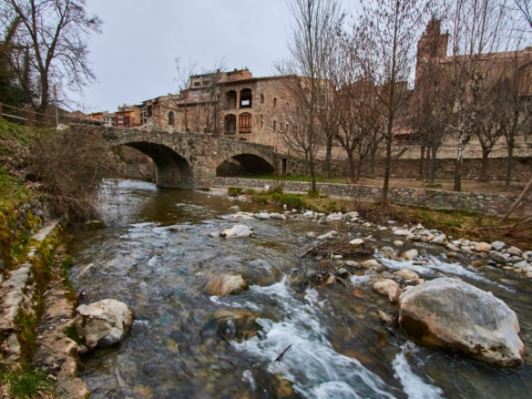 FARMACIA EN VENTA EN EL BERGUEDÀ REF:7694